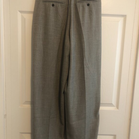NWT H&M Women's High-Rise Tailored Wide-Leg Pleated Trousers, Size 6 - Picture 4 of 15